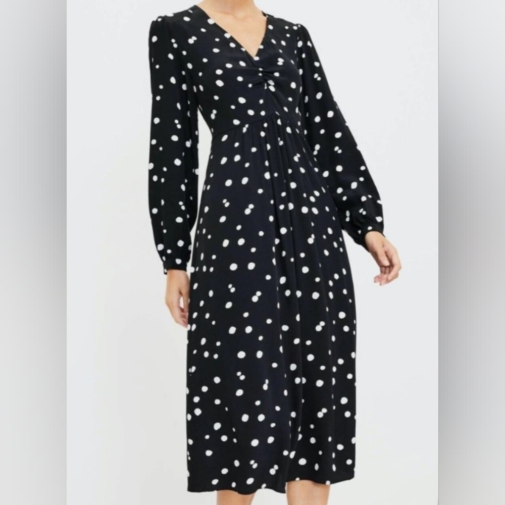 LOFT Black and White Long Sleeve Dress